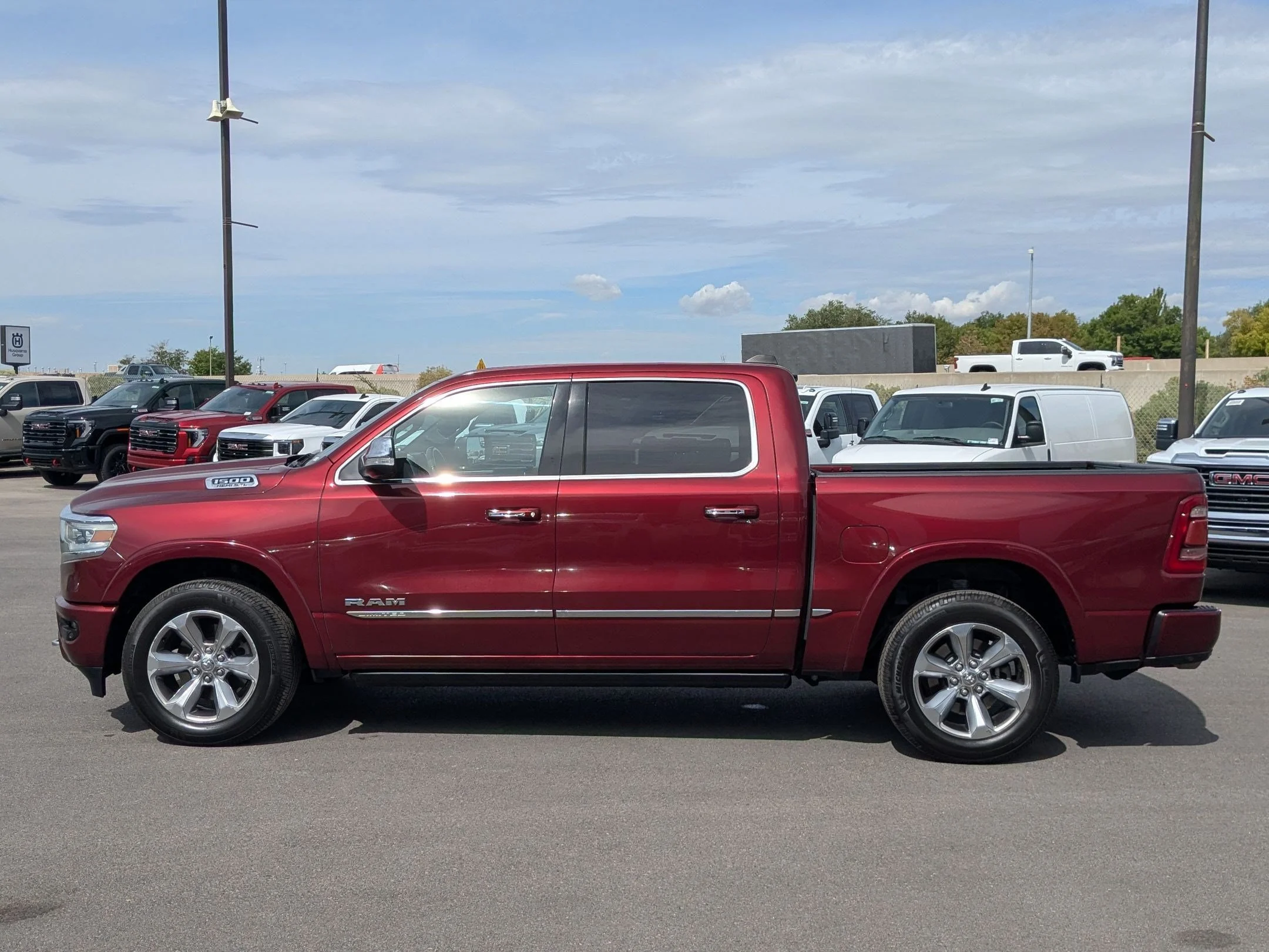 Used 2021 Delmonico Red Pearlcoat Ram Limited image 3