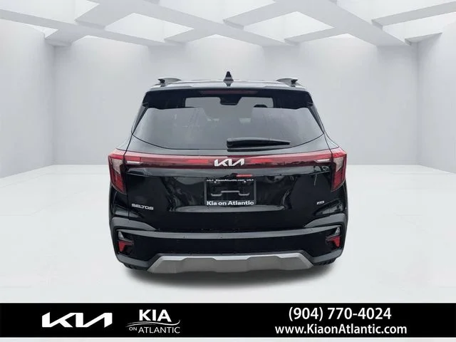 New 2026 Fusion Black Kia SX image 4