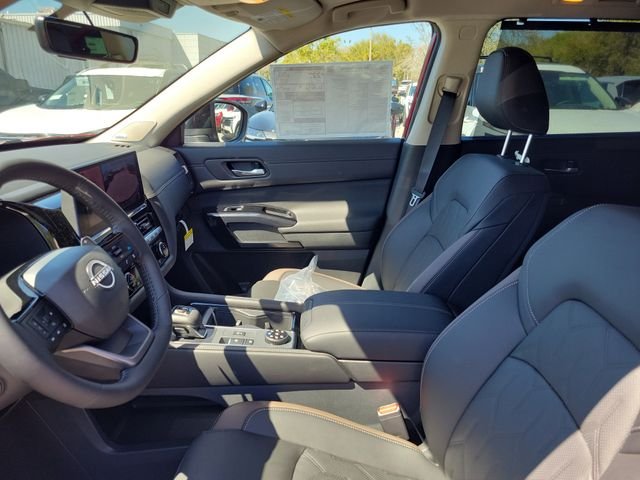 New 2026 Nissan Pathfinder Platinum