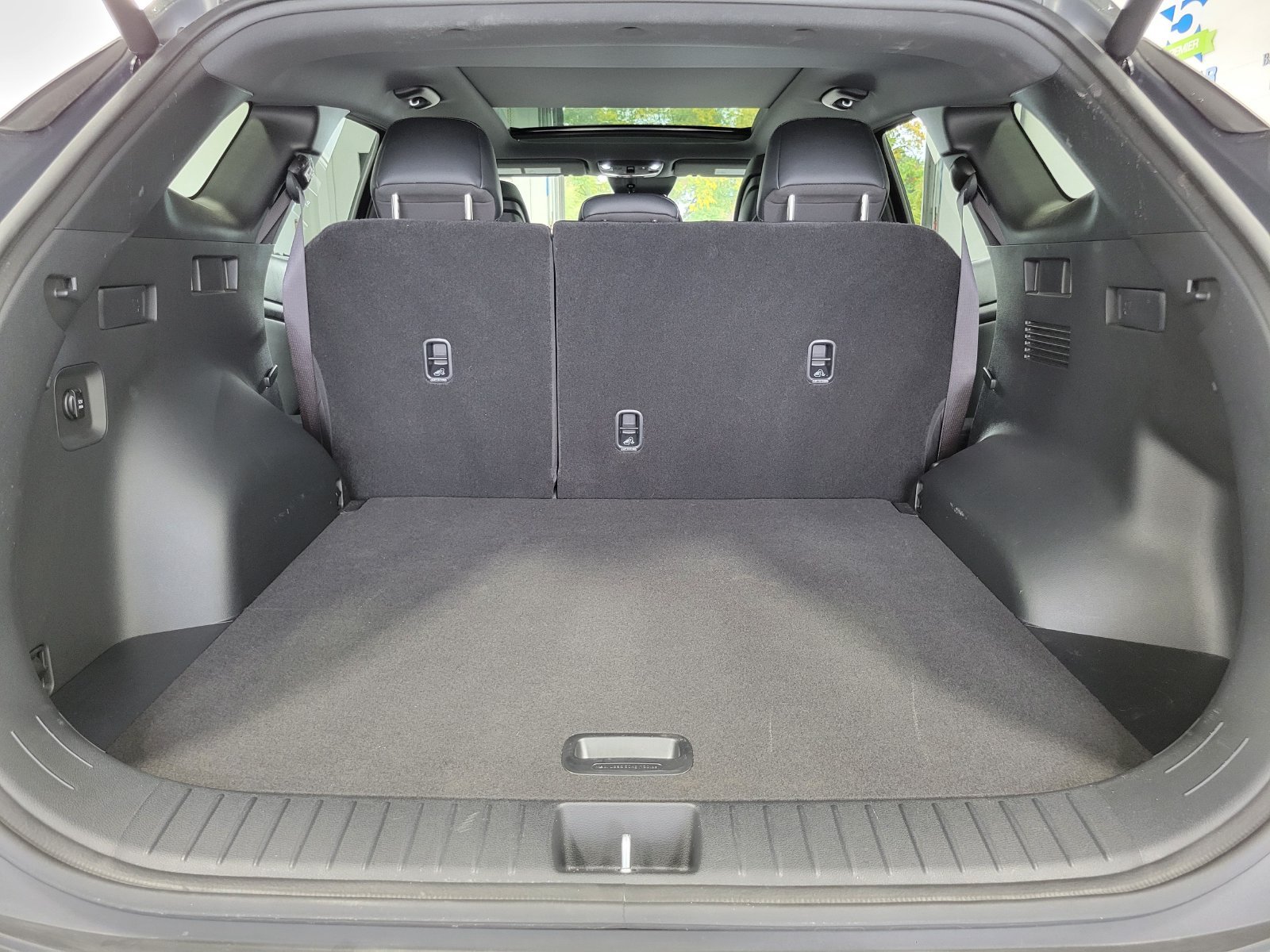 Used 2026 Black Kia X-Line image 30