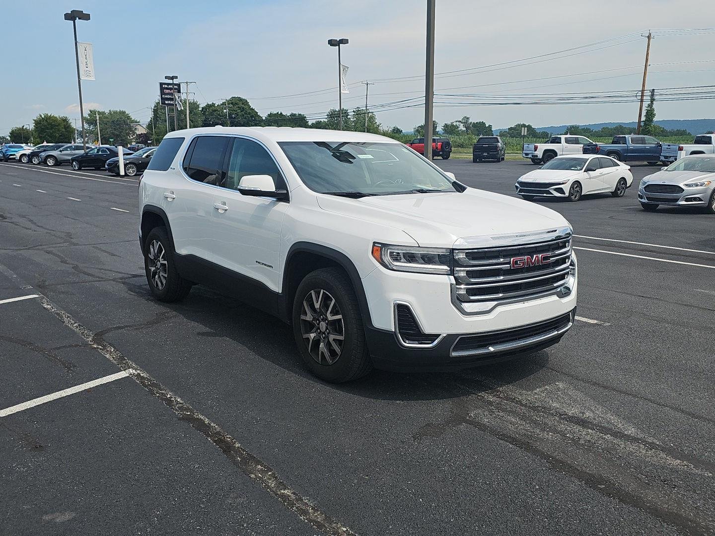 Used 2020 Summit White GMC SLE image 3