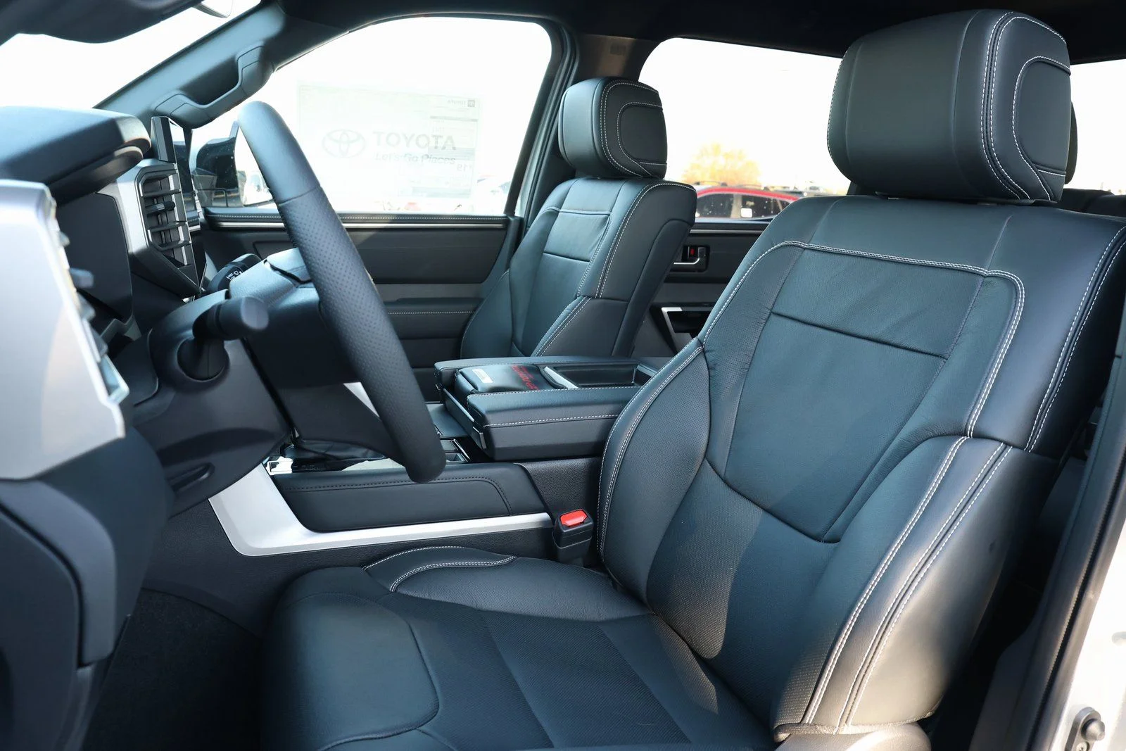 2026 Toyota Tundra Limited - Photo 30