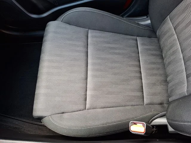 Used 2020 Red Kia LX image 26