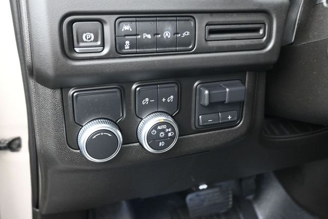 Used 2021 Beige GMC SLT image 21