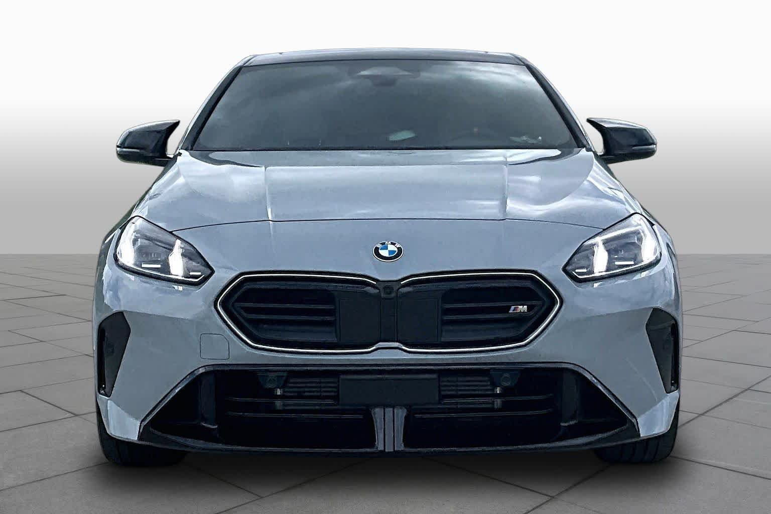 2025 BMW 2 Series M235 - Photo 6