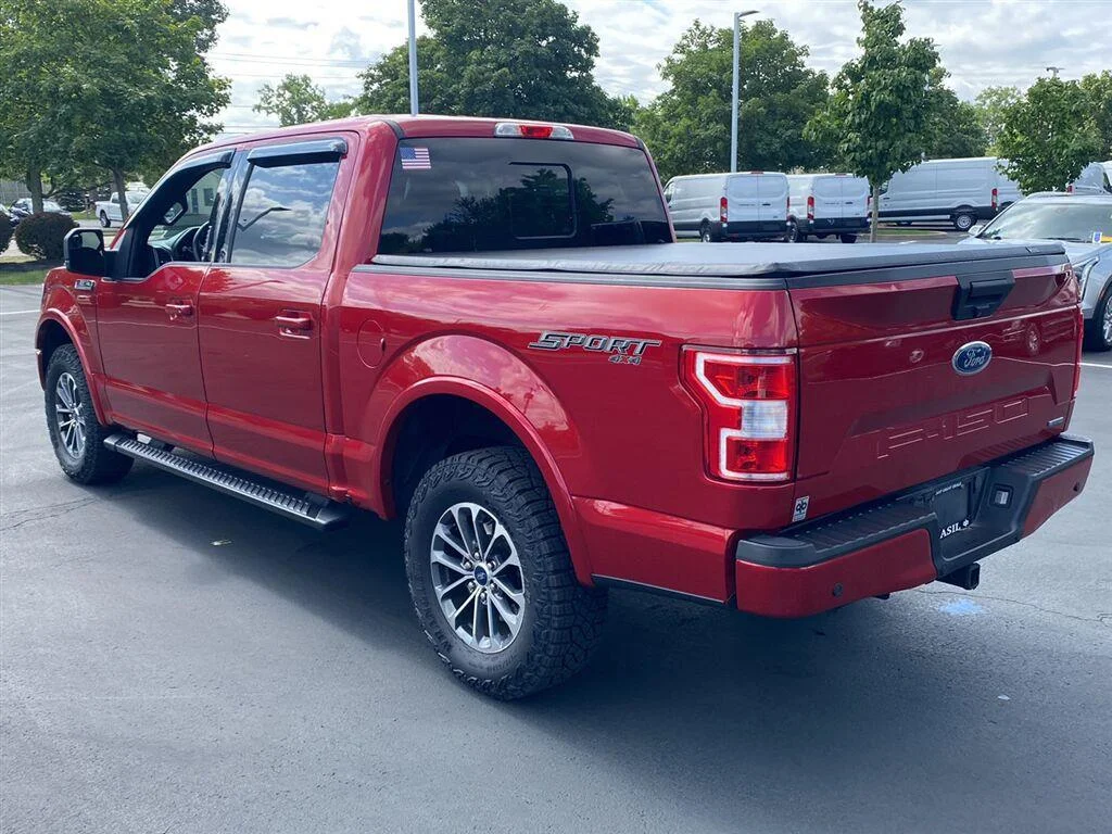 Used 2020 Rapid Red Metallic Tinted Clearcoat Ford XLT image 8