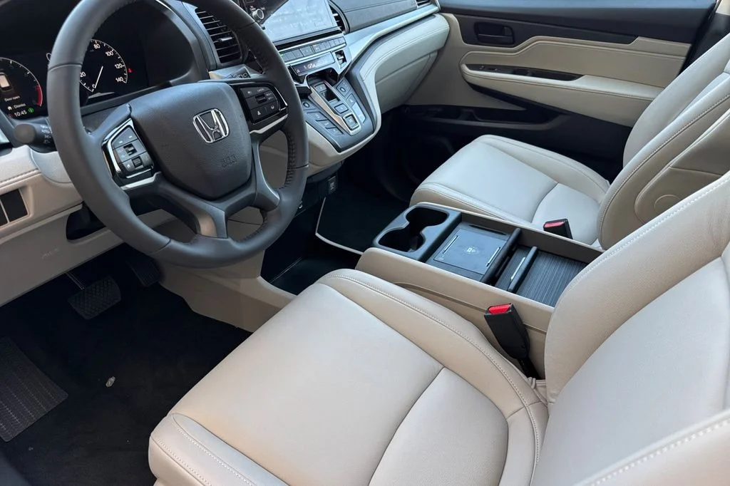 2026 Honda Odyssey EX-L's photo