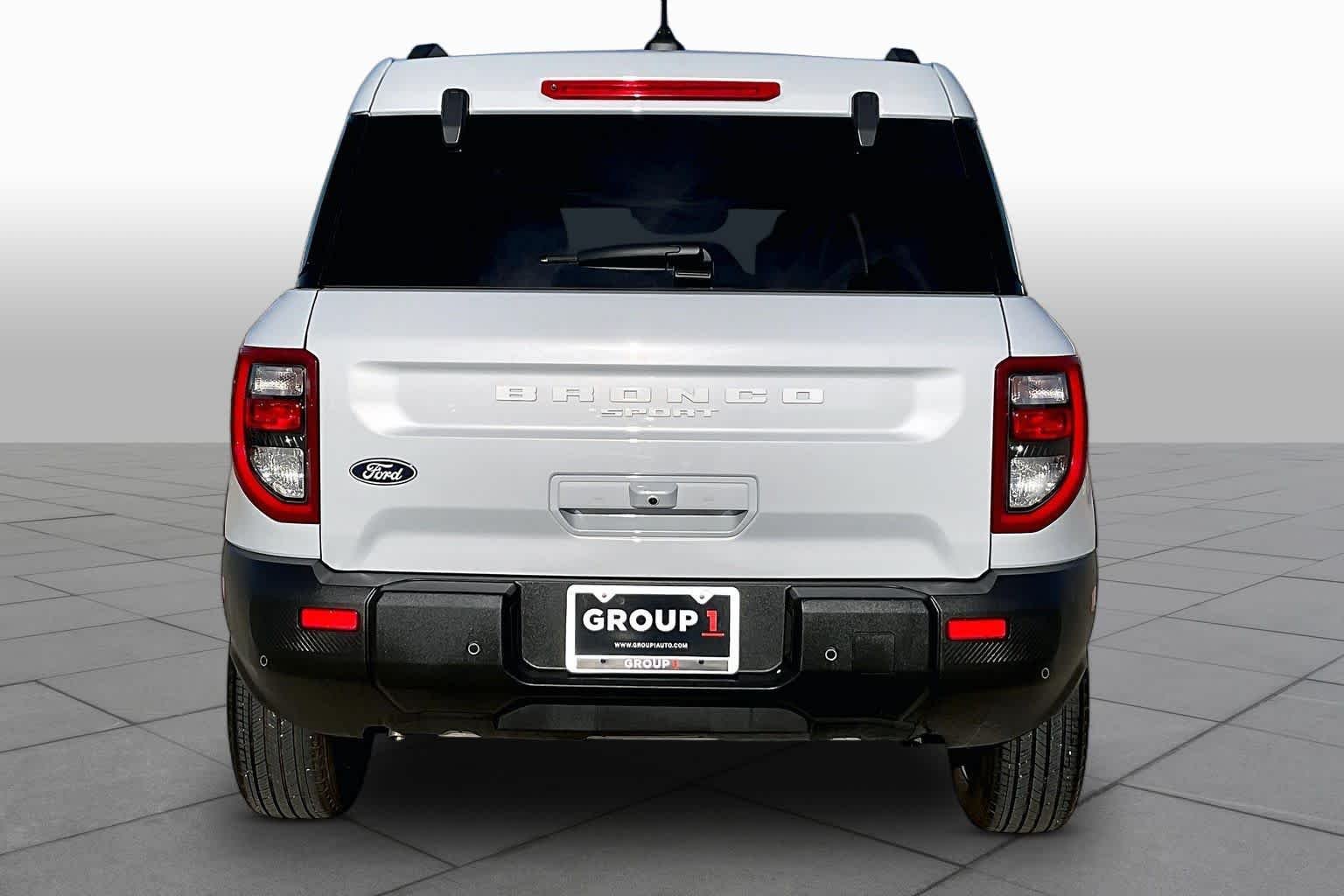Used 2026 Space White Metallic Ford Big Bend image 5