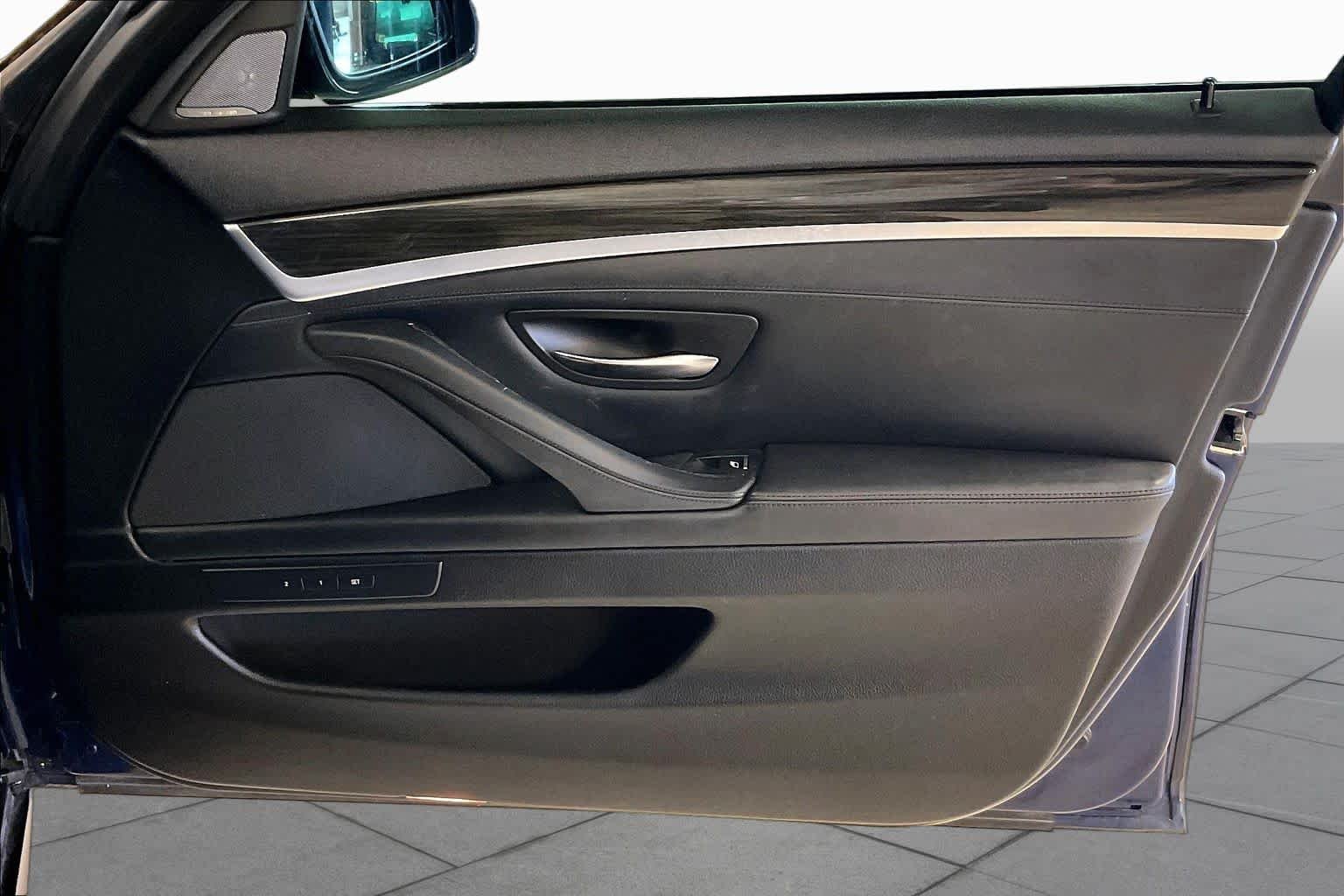 Used 2015 Mediterranean Blue Metallic BMW 535i image 21