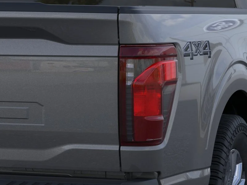 New 2026 Carbonized Gray Metallic Ford XLT image 22