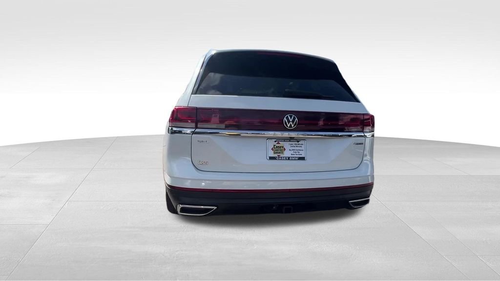Used 2025 White Volkswagen 2.0T SEL image 9