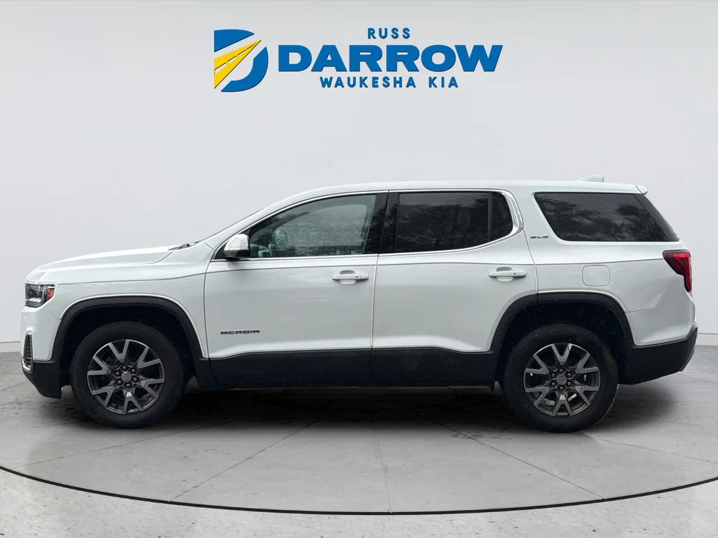 Used 2020 White GMC SLE image 2