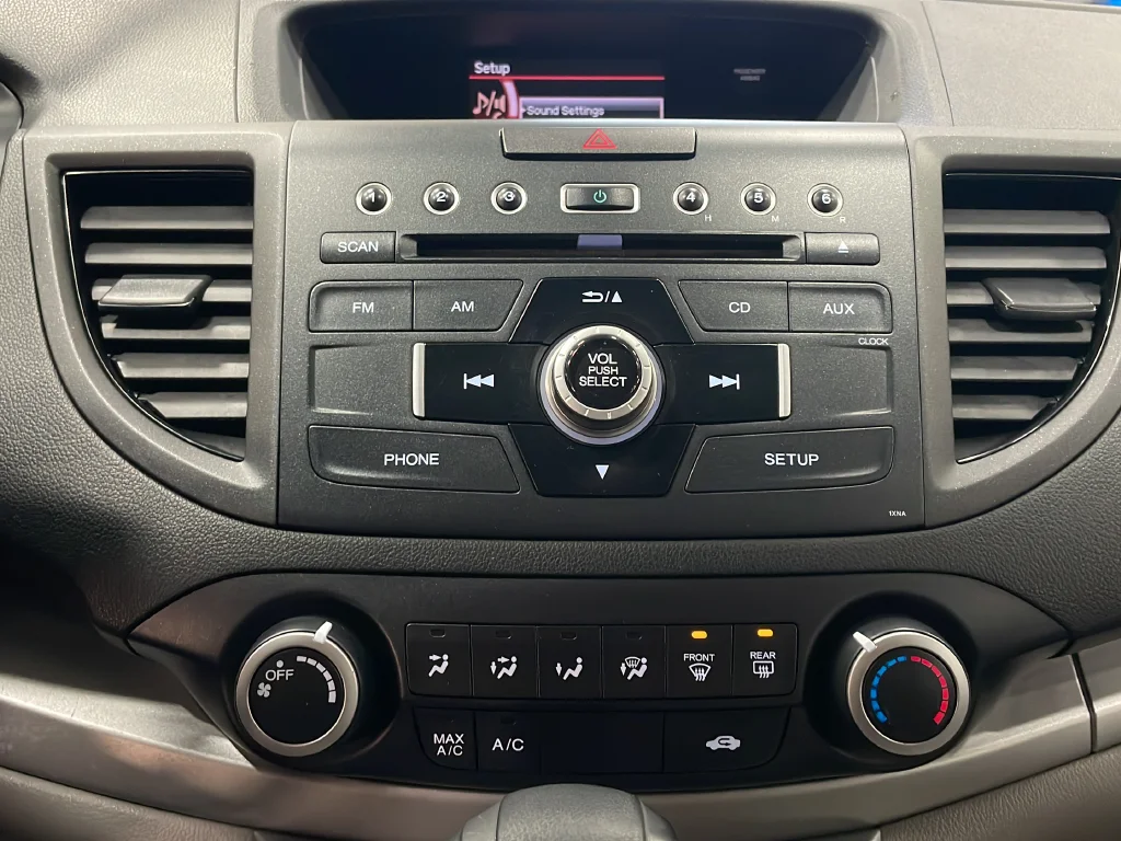 Used 2013 Gray Honda LX image 33