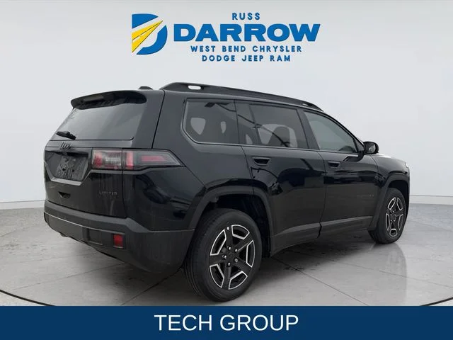 New 2026 Diamond Black Crystal Pearlcoat Jeep Limited image 5