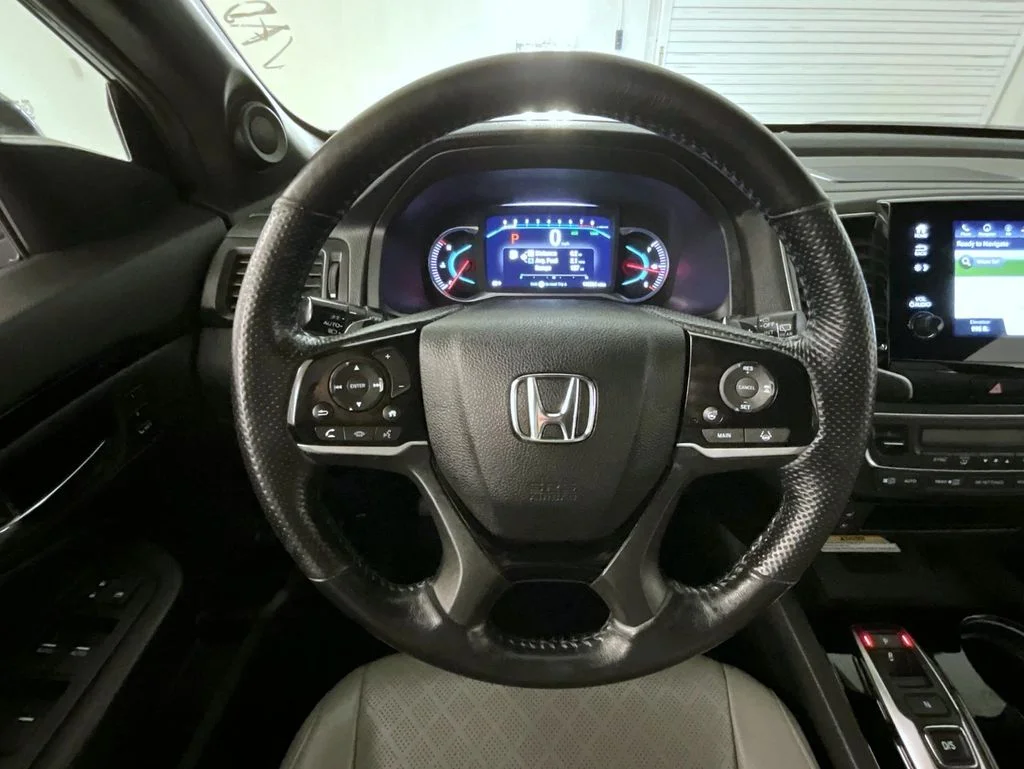 Certified Used 2021 Gray Honda Elite image 11