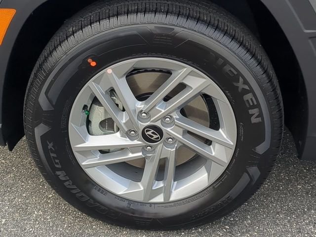 Used 2025 Gray Hyundai SE image 11
