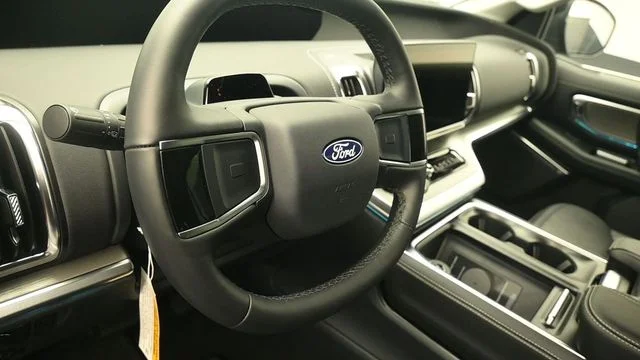 New 2027 Dark Matter Gray Metallic Ford MAX Platinum image 16