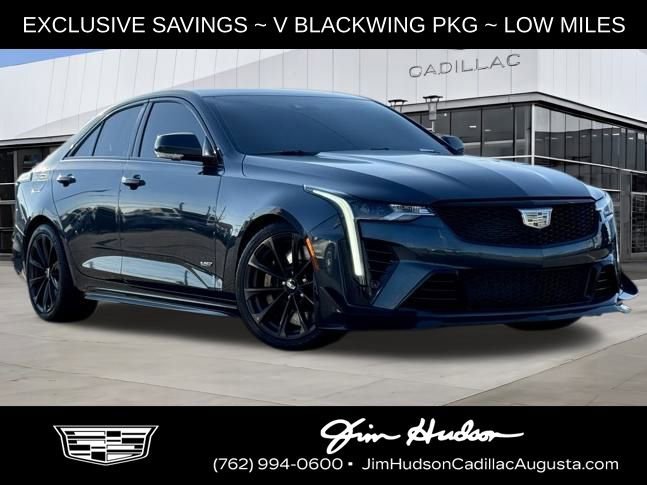 2022 Cadillac CT4