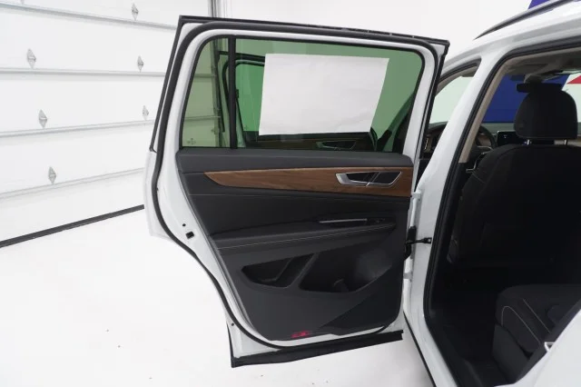 New 2026 Opal White Pearl Volkswagen 2.0T SE image 17