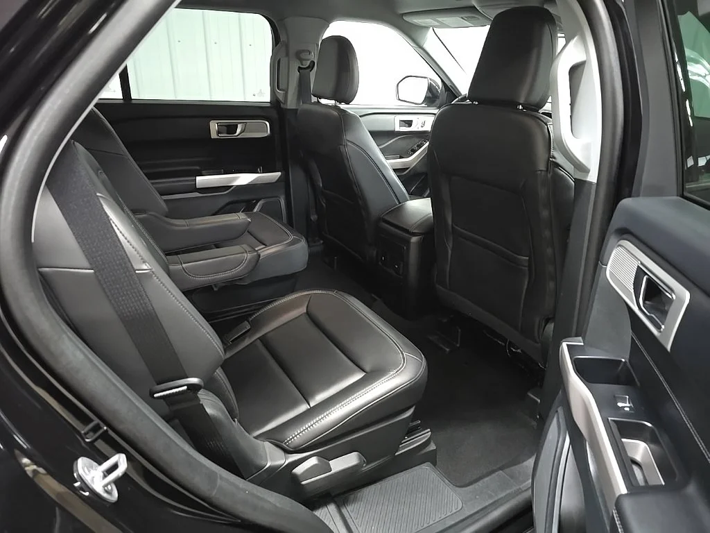 Used 2024 Black Ford XLT image 18