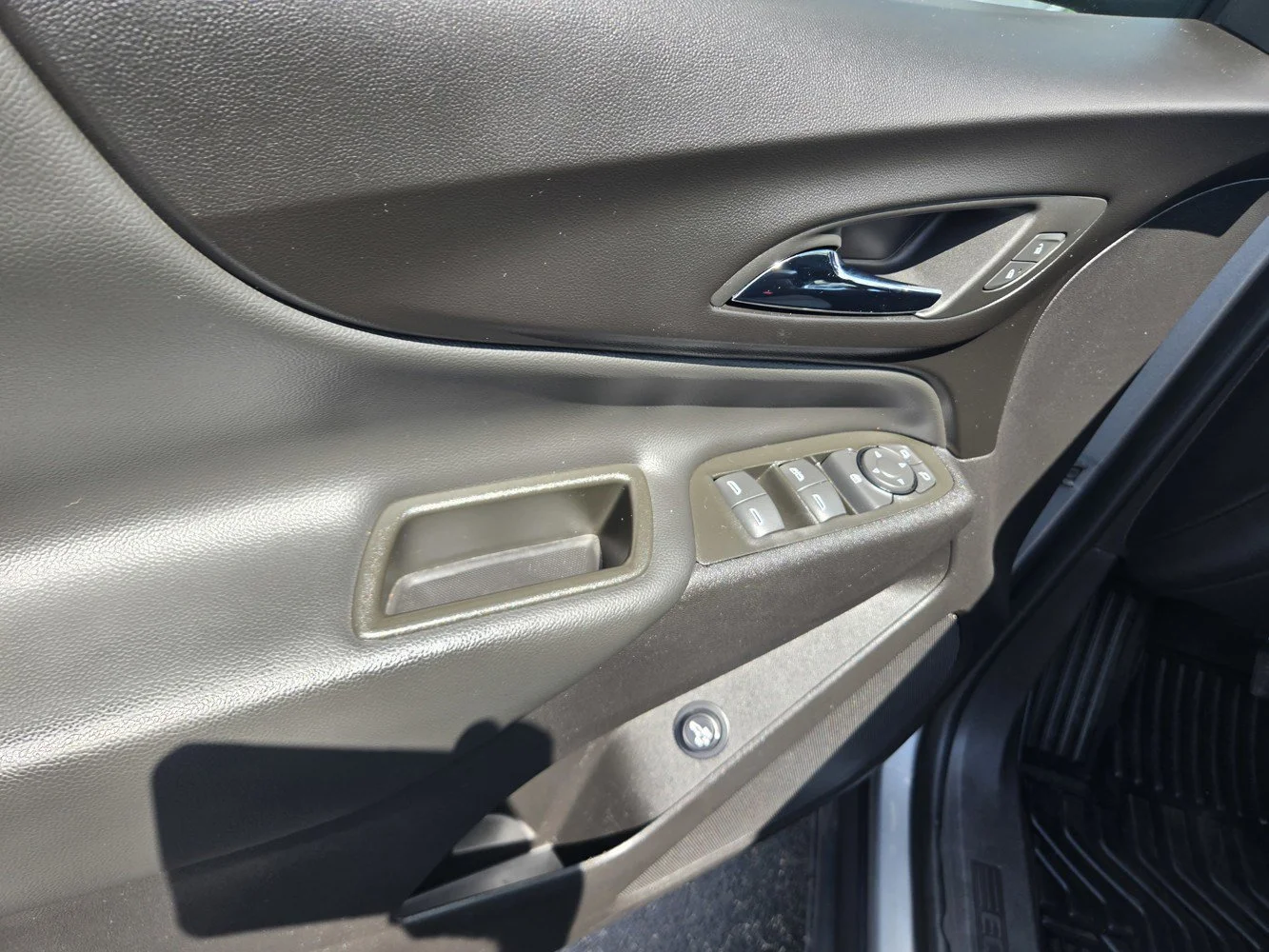 2024 Chevrolet Equinox LT - Photo 33