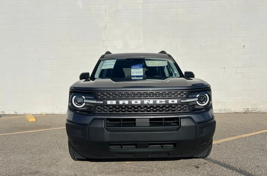 Used 2025 Gray Ford Big Bend image 2