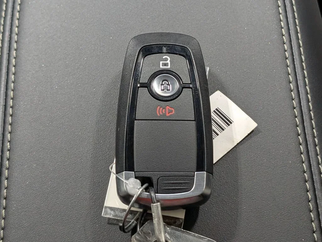 New 2026 Carbonized Gray Metallic Ford Big Bend® image 22
