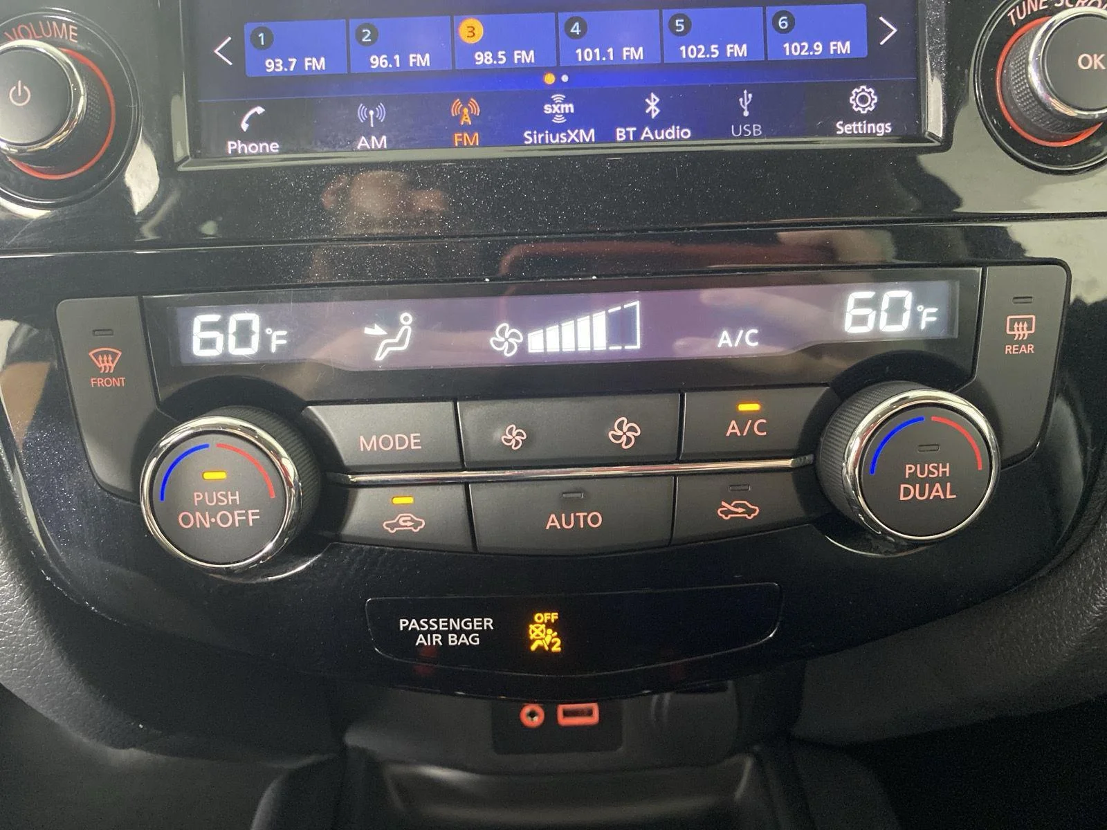 Used 2020 Caspian Blue Metallic Nissan SV image 21