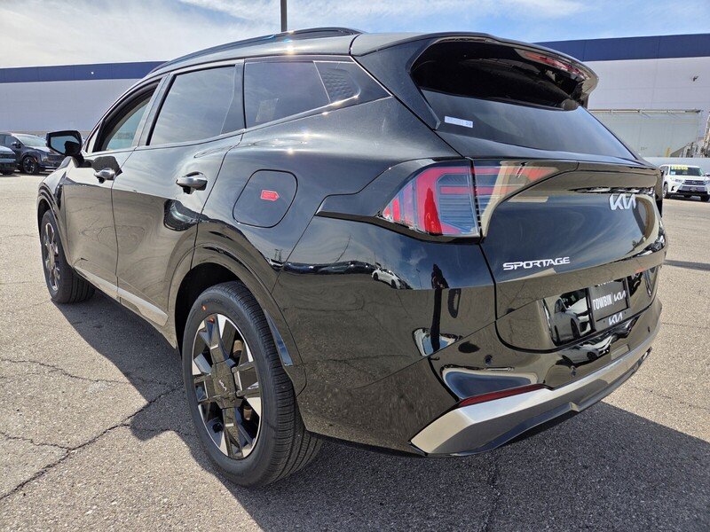 New 2026 Fusion Black Kia SX Prestige image 4