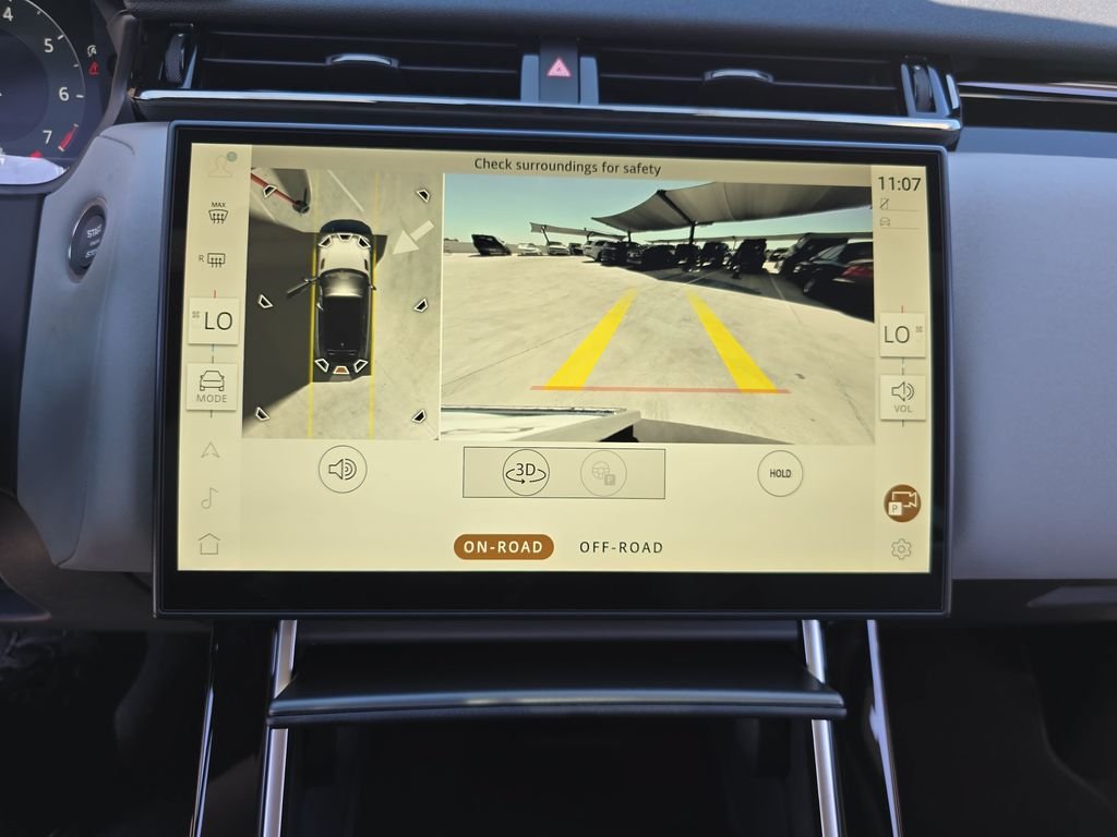 New 2026 Santorini Black Land Rover S image 23