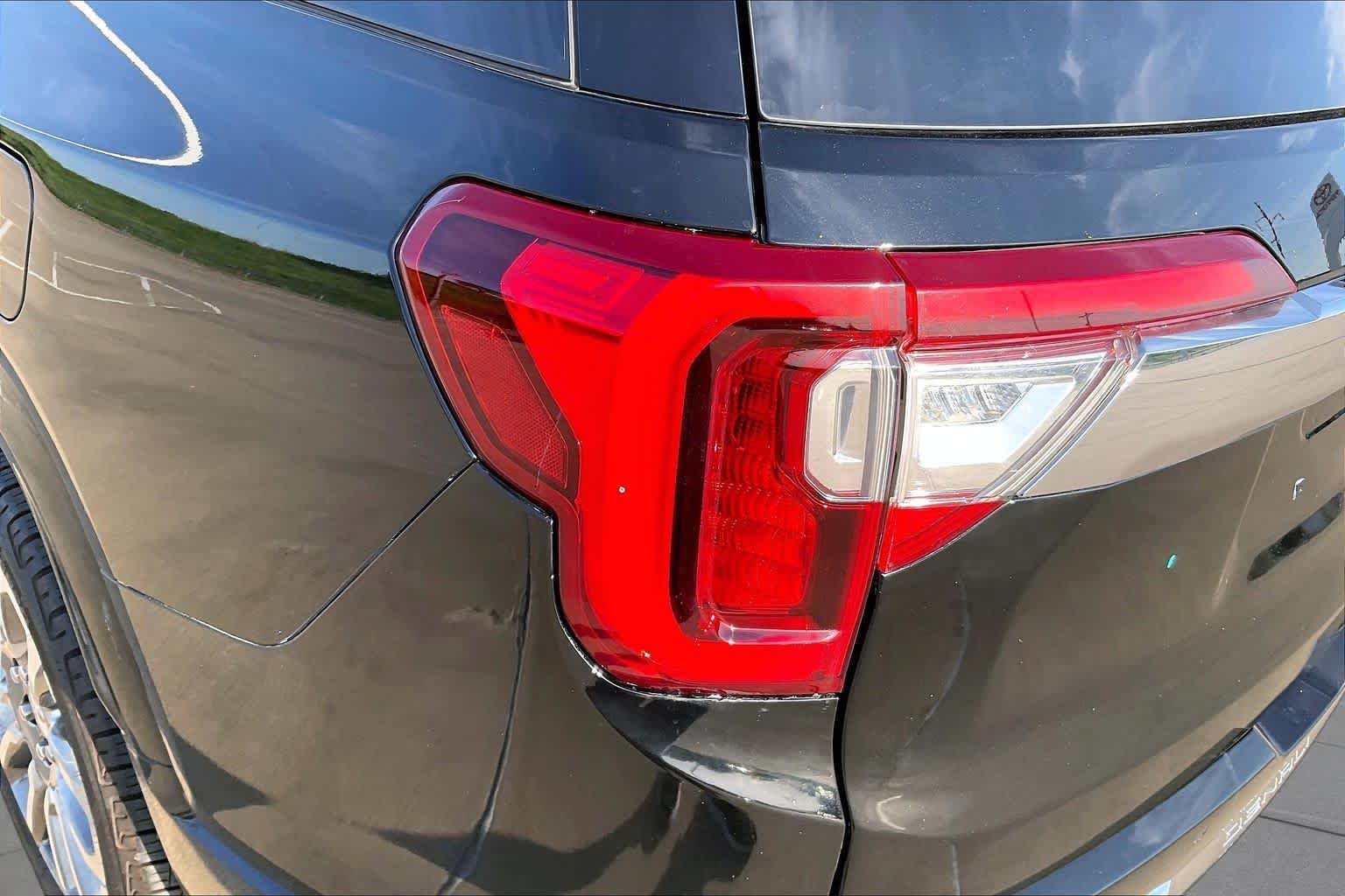 Used 2023 Ebony Twilight Metallic GMC Denali image 25