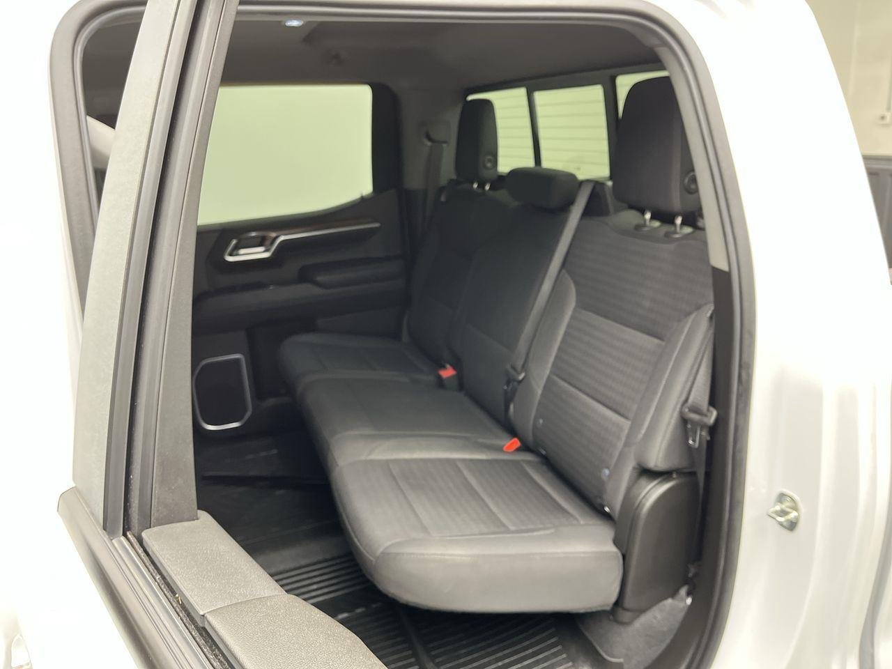 2022 Chevrolet Silverado 1500 LT - Photo 10