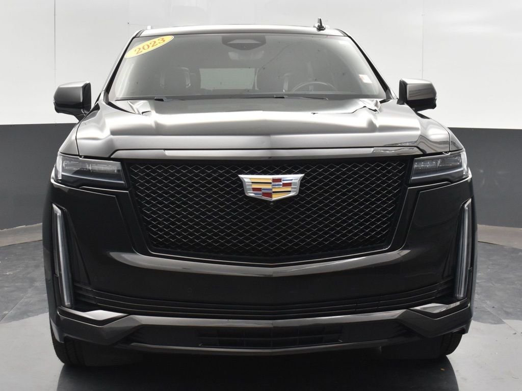 Used 2023 Black Cadillac Sport Platinum image 5