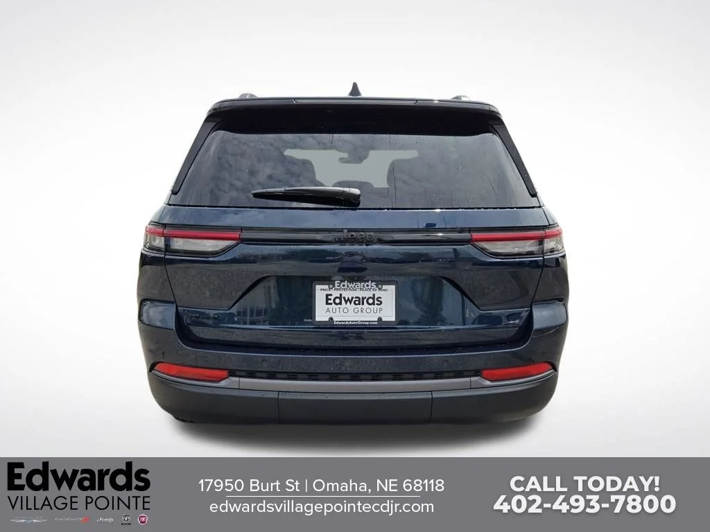 New 2026 Fathom Blue Pearlcoat Jeep Limited image 4