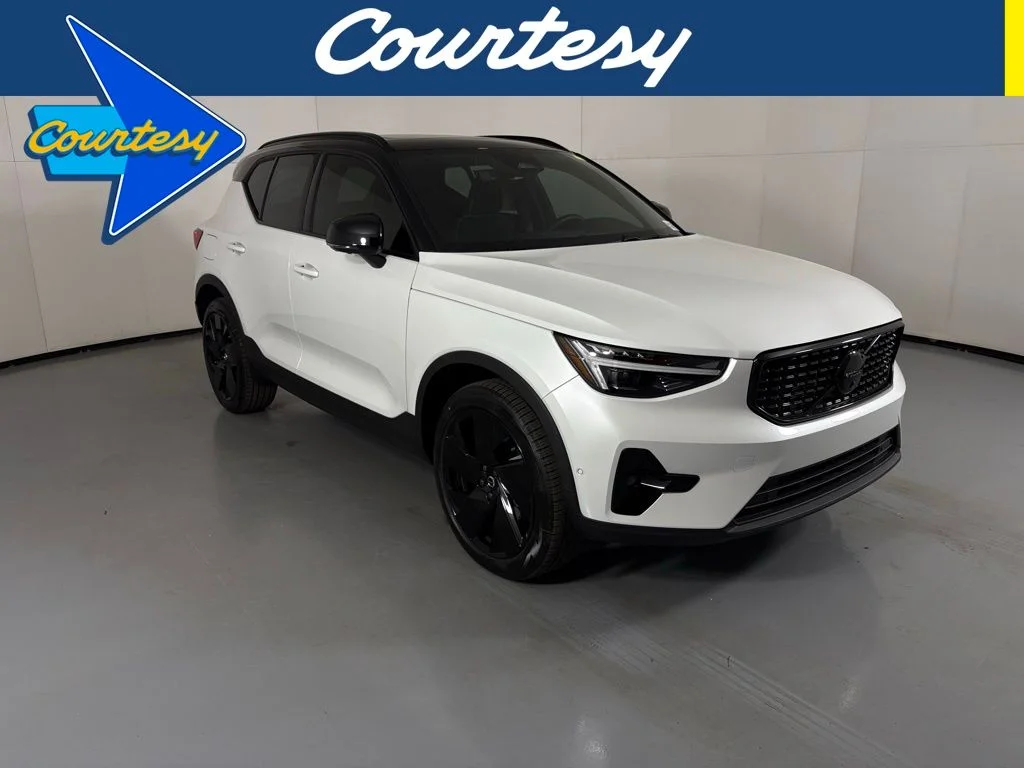 2026 Volvo XC40 B5 Ultra Ultra Black Edition AWD's photo