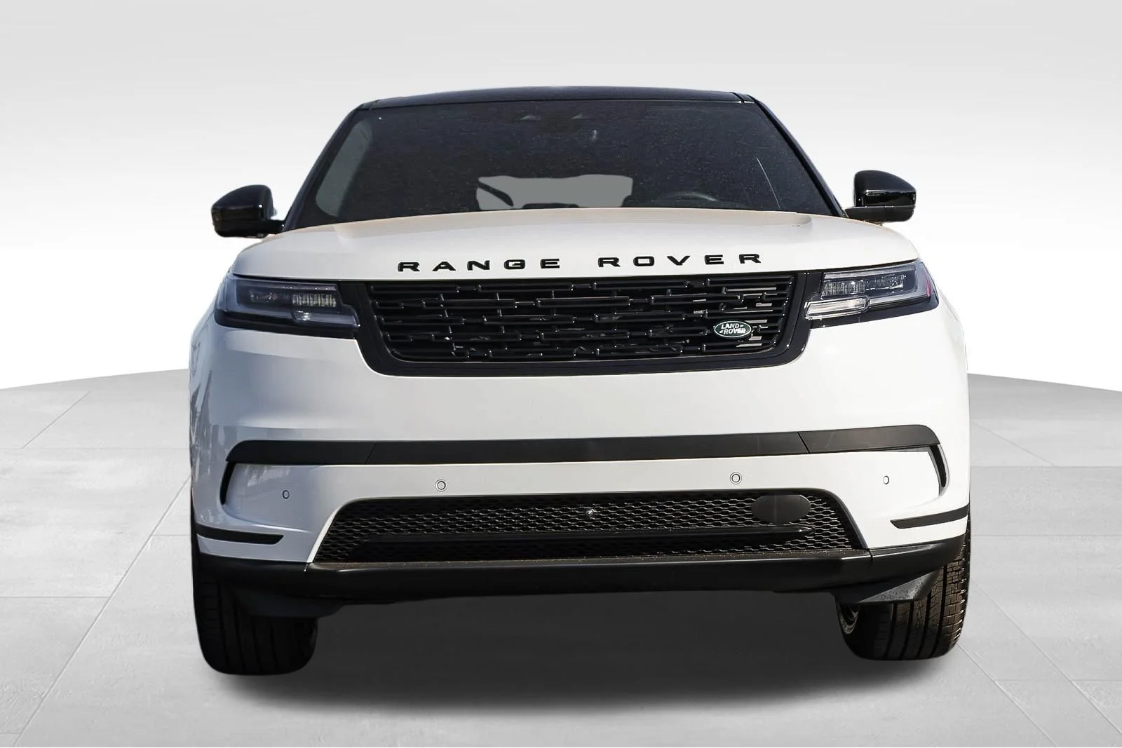 New 2026 Fuji White Land Rover S image 2