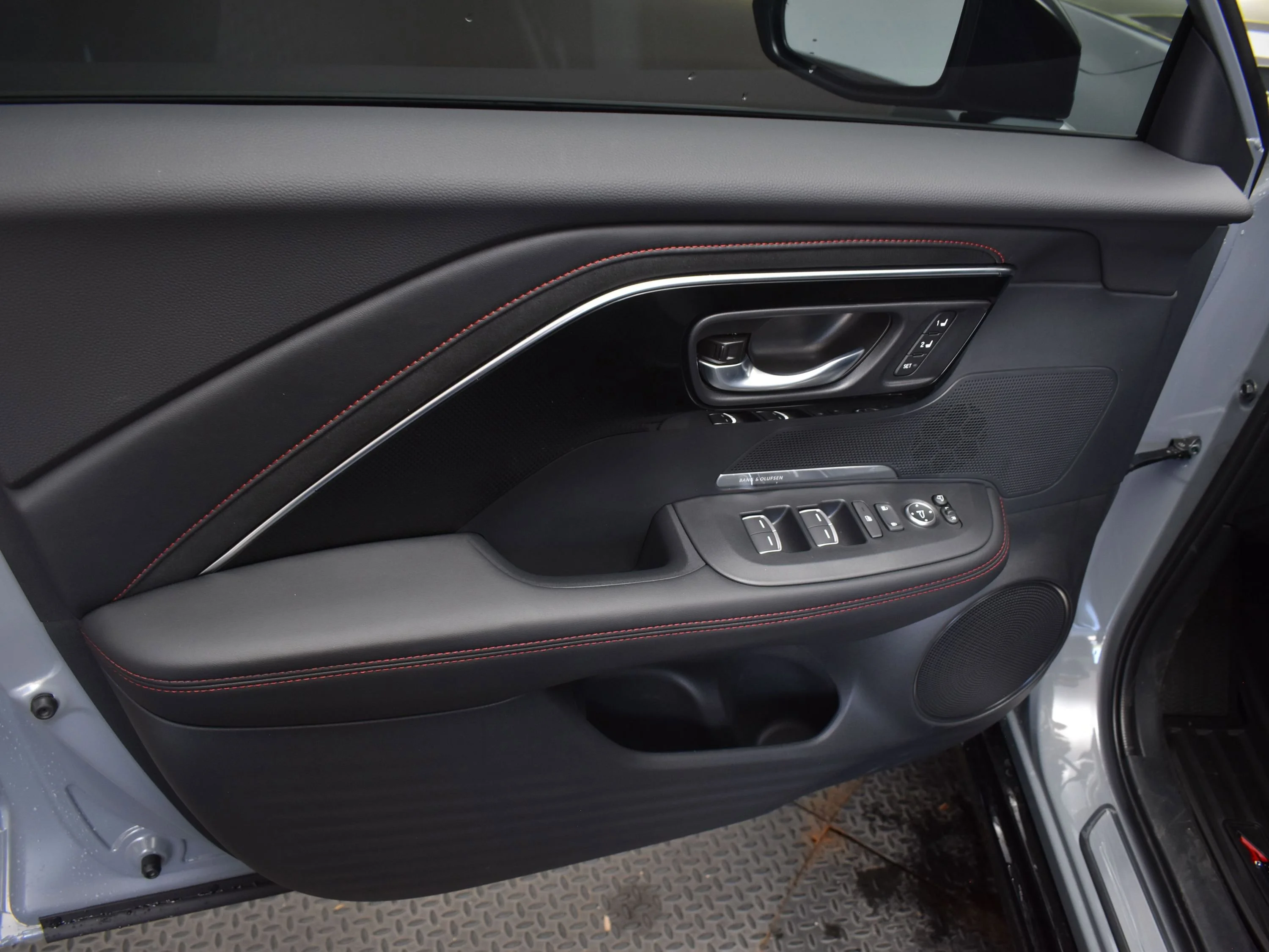 New 2025 Urban Gray Pearl Acura w/A-Spec Advance Package image 7