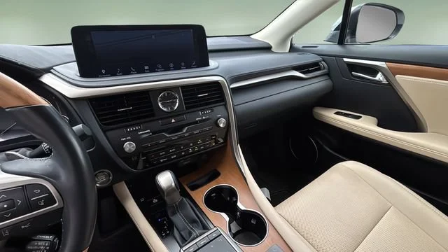 Used 2021 White Lexus RX 350 image 25