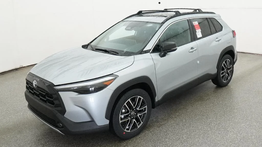 New 2026 Sonic Silver Toyota XLE image 31