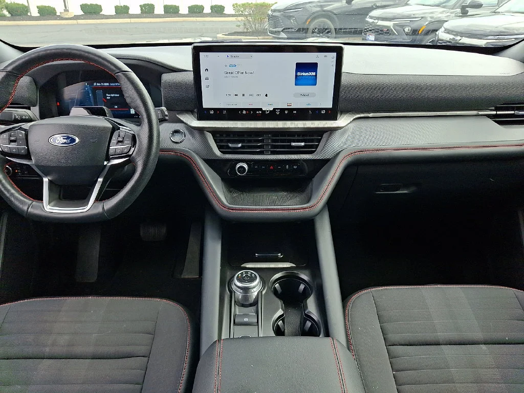Used 2025 Carbonized Gray Ford ST-Line image 16