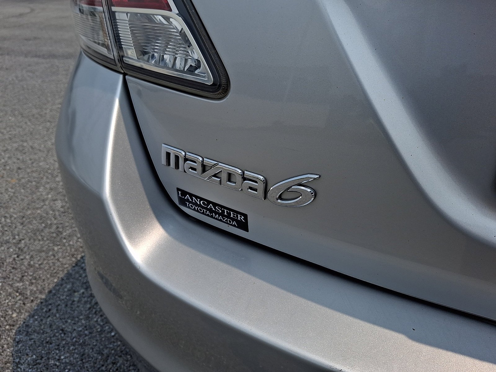 Used 2010 Brilliant Silver Metallic Mazda i Touring Plus image 30