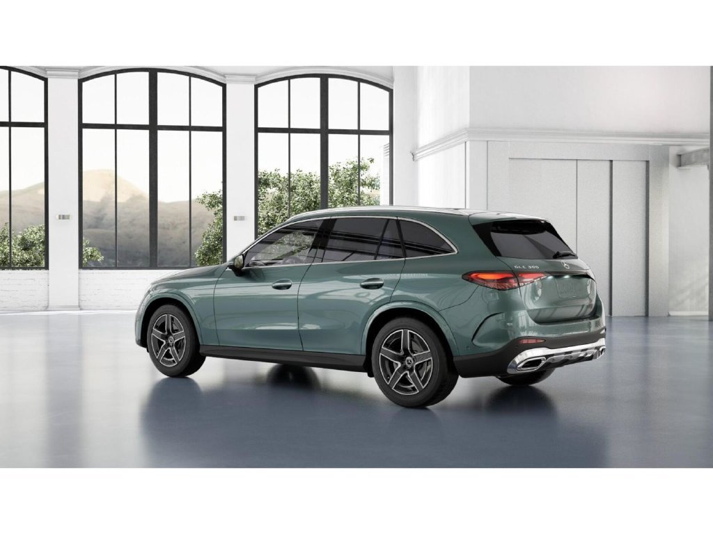 New 2026 Verde Silver Metallic Mercedes-Benz GLC 300 image 30