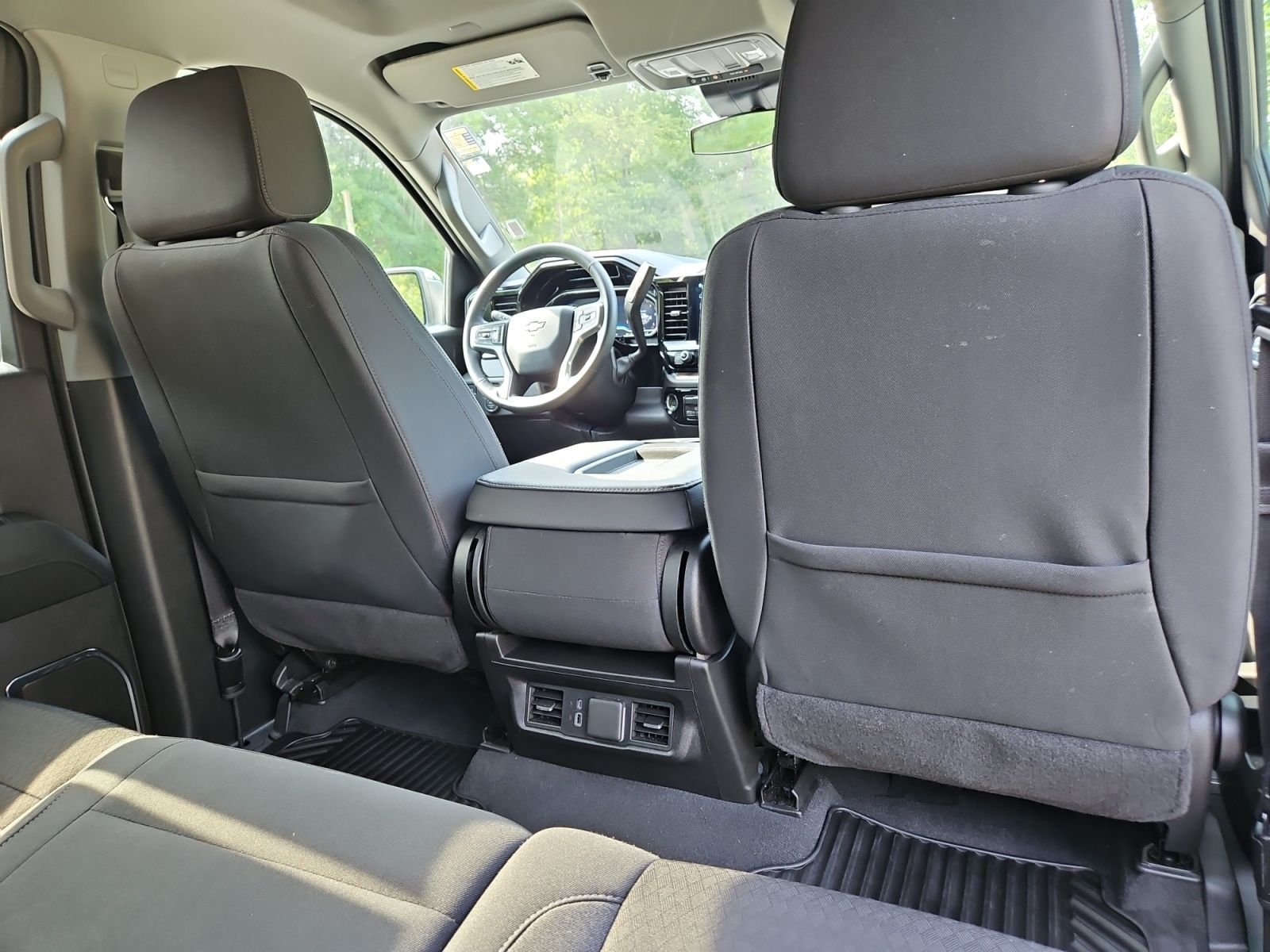 2025 Chevrolet Silverado 1500 LT - Photo 18