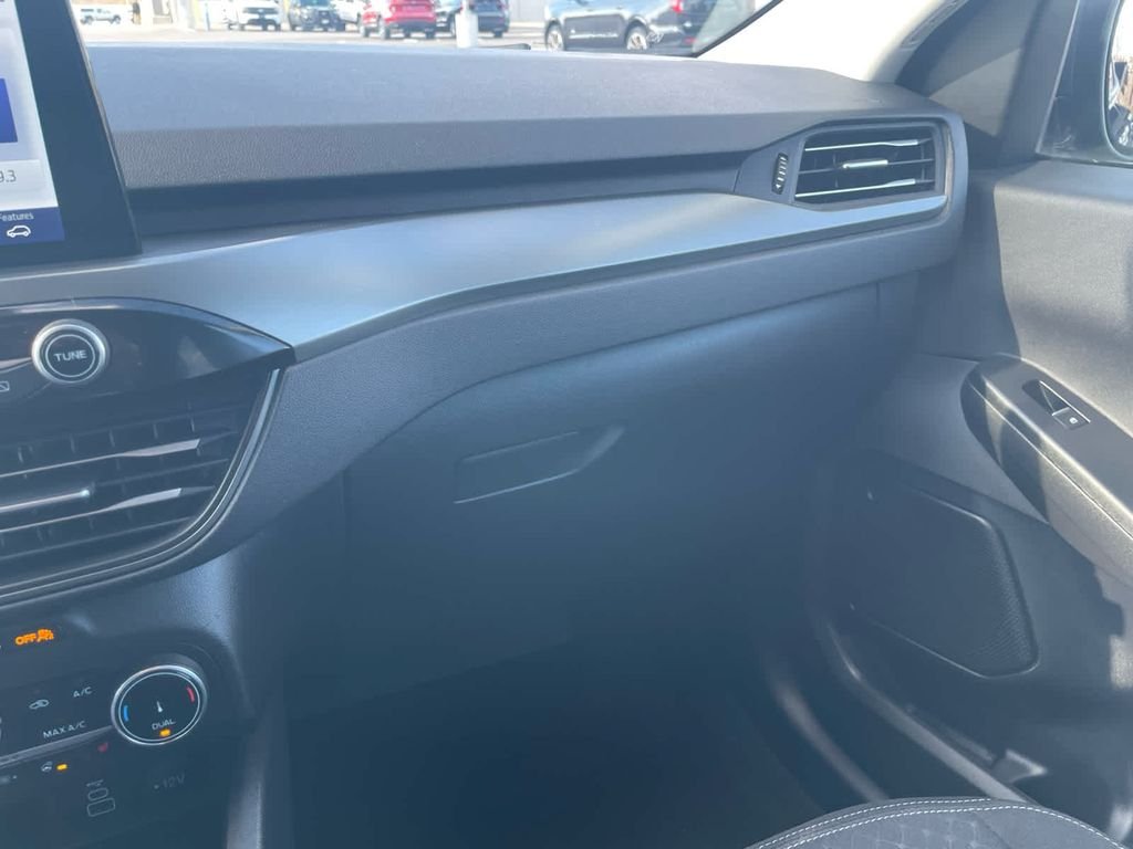 Used 2025 Black Ford Active image 25