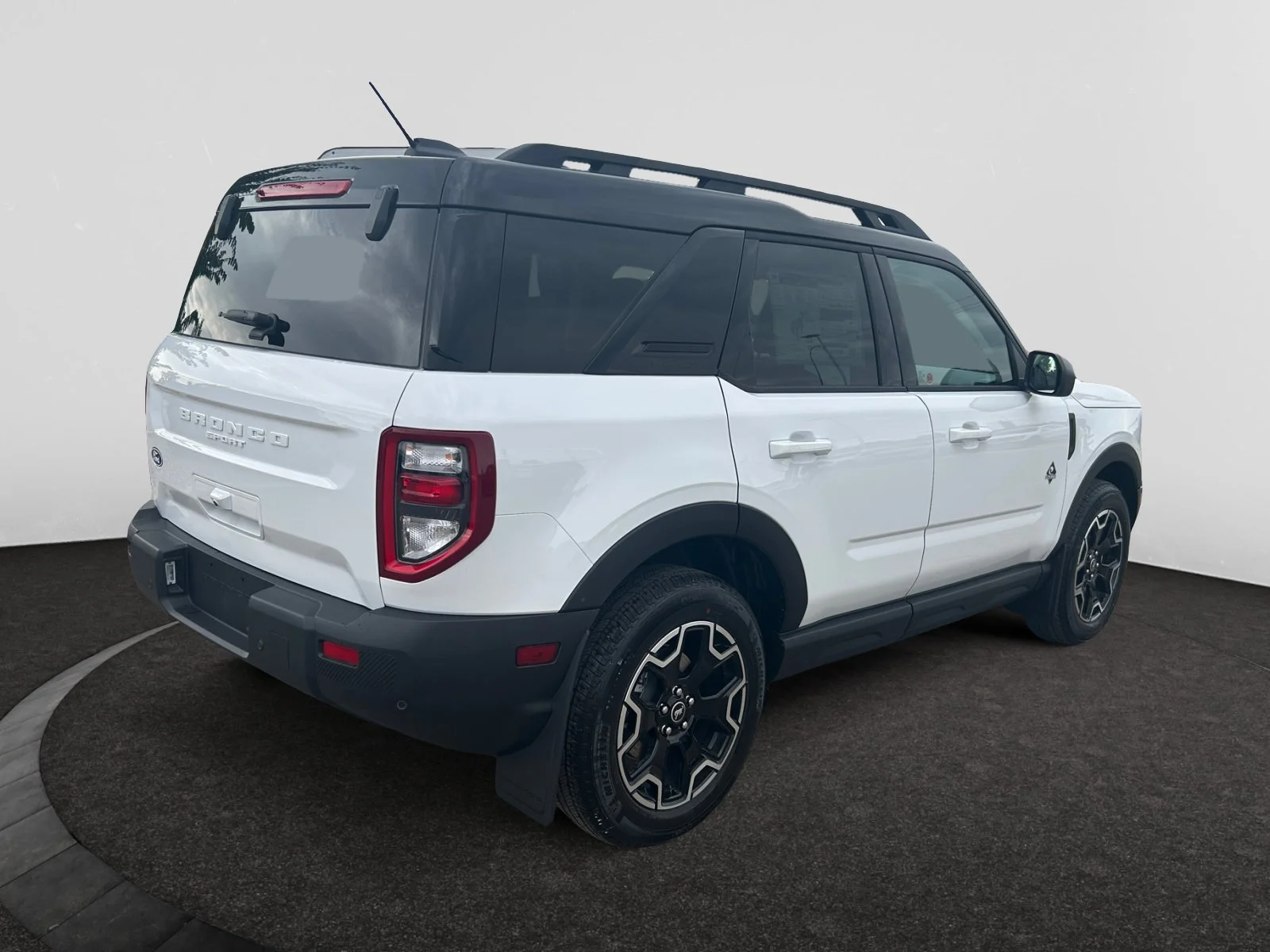 New 2026 Oxford White Ford Outer Banks image 5