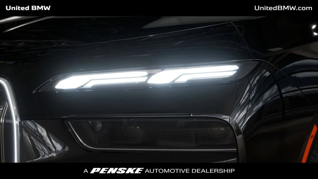 New 2026 Black Sapphire Metallic BMW 760i xDrive image 33