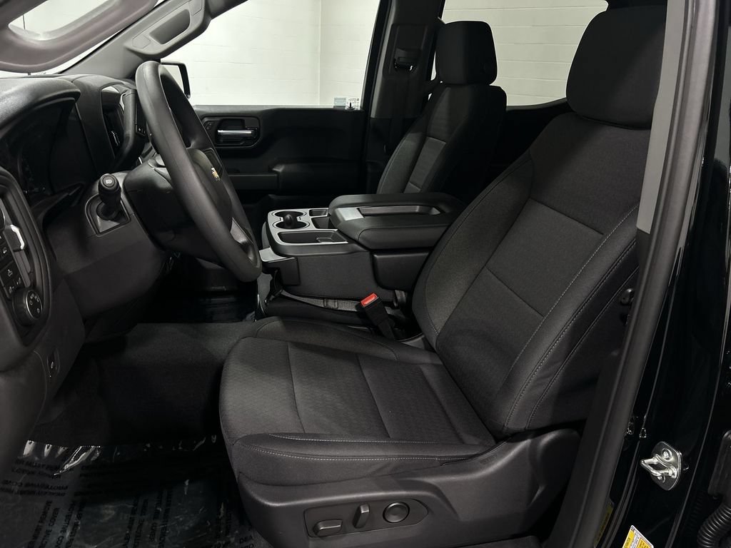 2026 Chevrolet Silverado 1500 Custom - Photo 13