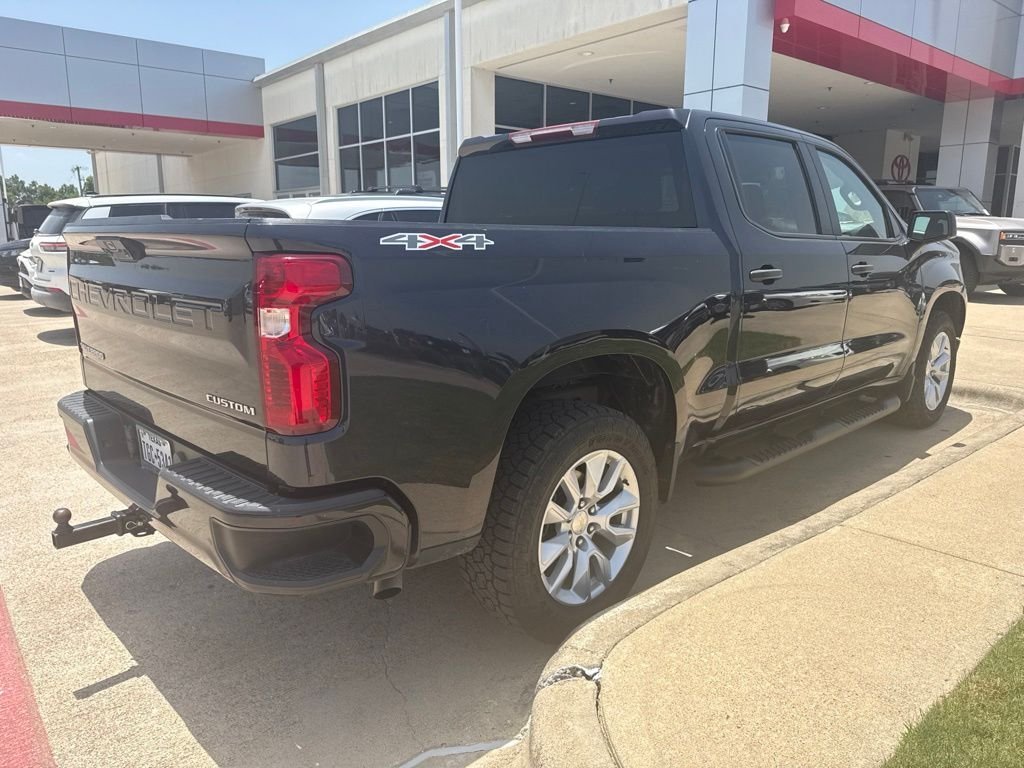 Used 2023 Gray Chevrolet Custom image 2