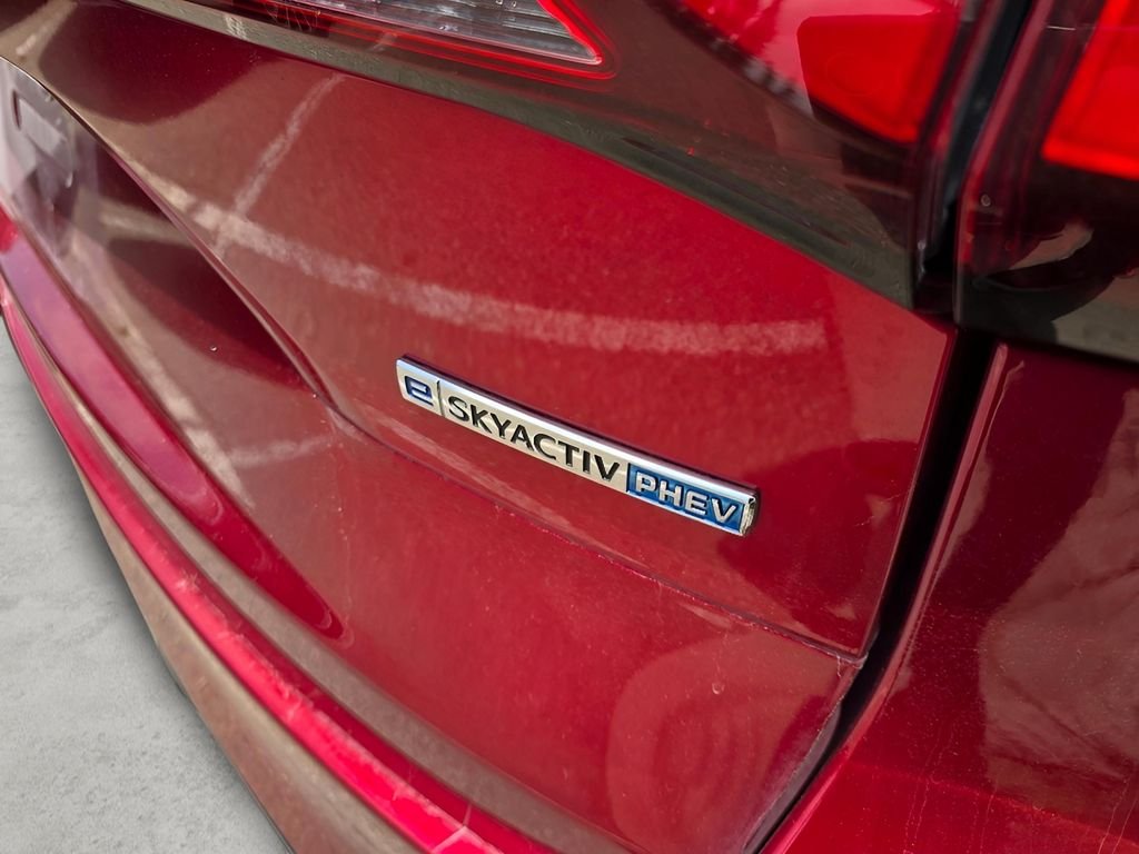 Used 2025 Soul Red Crystal Metallic Mazda Premium Plus Package image 17