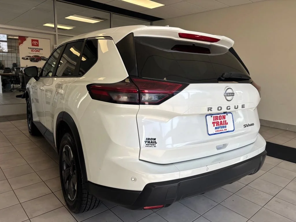 2024 Nissan Rogue SV - Photo 26